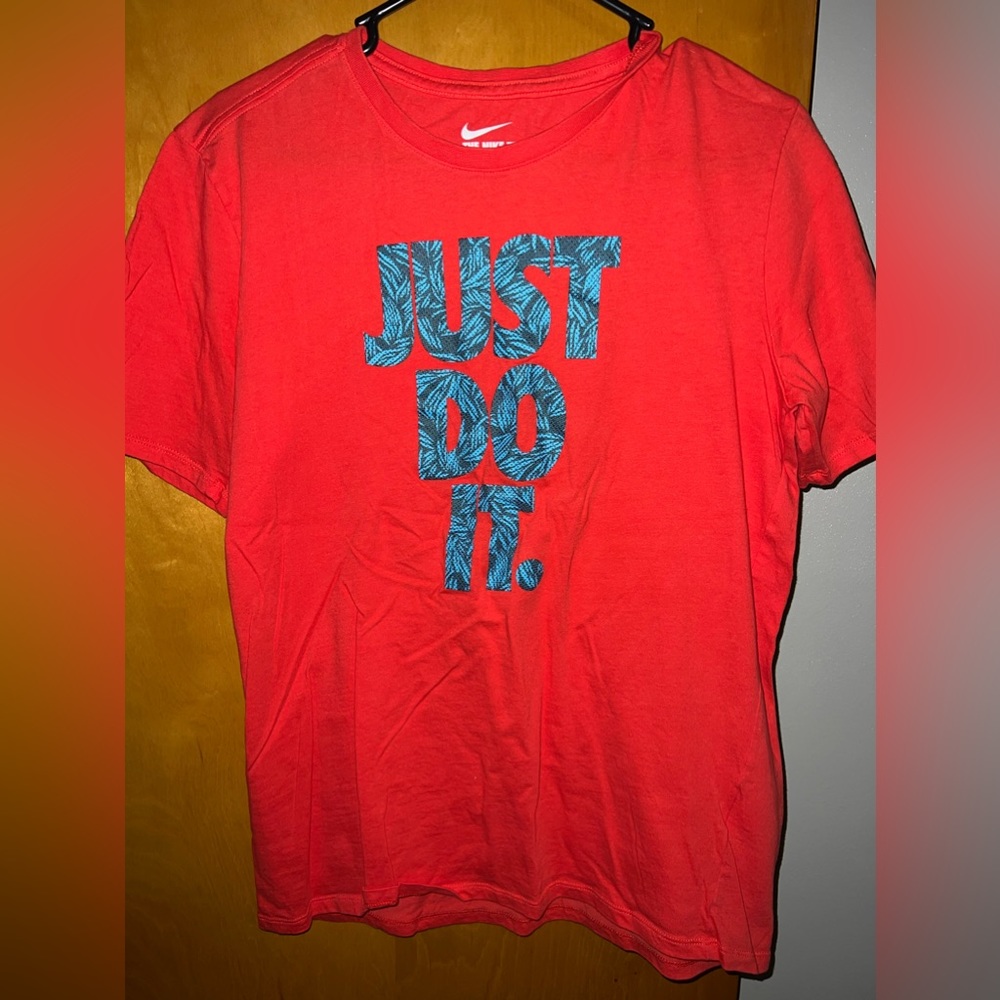 Nike T-Shirt